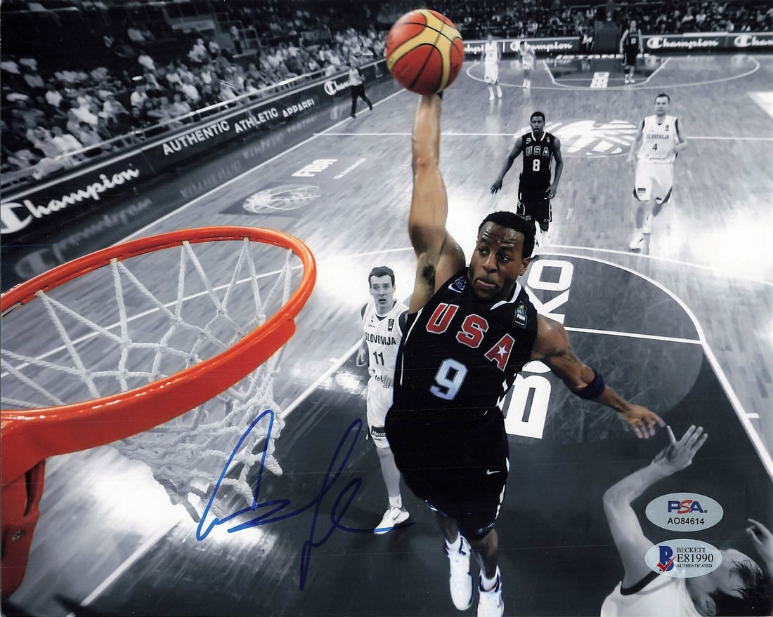 Andre Iguodala Autographed 8x10 Photo PSA/DNA Team USA: Andre Iguodala Autographed 8x10 Photo PSA/DNA Team USA This is an 8x10 professionally printed photograph featuring the signature of Andre Iguodala, known for his time with the Philadelphia 76ers and T
