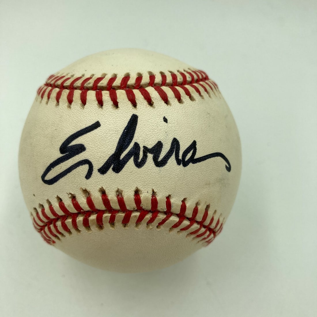 Cassandra Peterson Elvira Signed ONL Baseball JSA Authenticated: Cassandra Peterson Elvira Signed ONL Baseball JSA Authenticated This collectible baseball is autographed by Cassandra Peterson, famously known as Elvira, Mistress of the Dark. The ONL (Coleman) baseba
