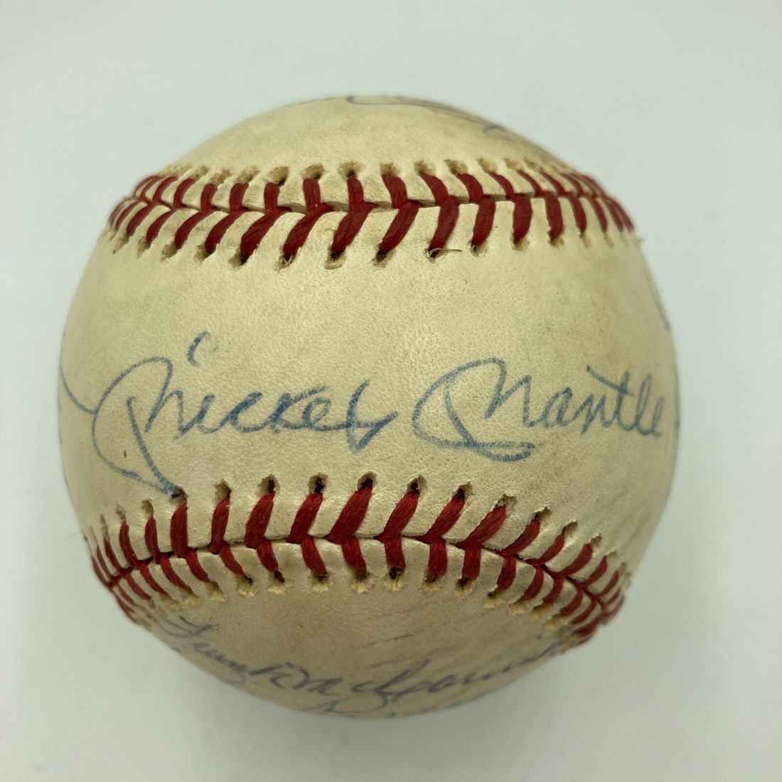 Mickey Mantle Joe DiMaggio Signed Yankees Baseball with JSA COA: Mickey Mantle Joe DiMaggio Signed Yankees Baseball with JSA COA This remarkable autographed baseball features signatures from baseball legends, including Mickey Mantle and Joe DiMaggio, commemorating