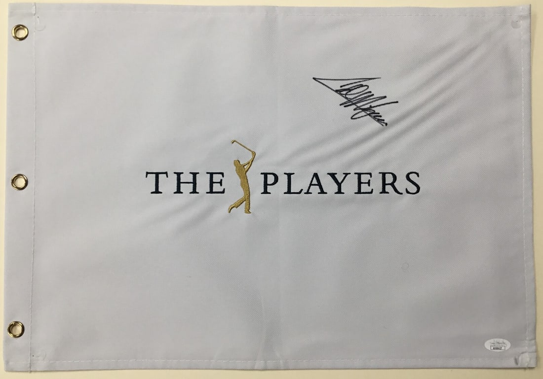 Collin Morikawa Signed The Players Flag JSA Authenticated AV66427: Collin Morikawa Signed The Players Flag JSA Authenticated AV66427 This is an officially licensed white pin flag from The Players golf tournament, signed by PGA star Collin Morikawa. The autograph is a