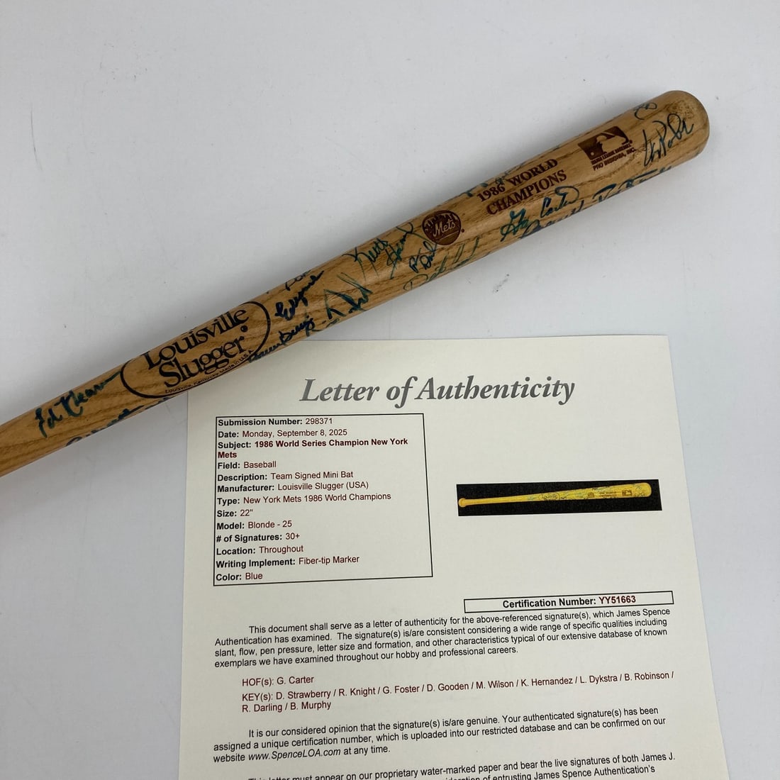 1986 New York Mets Signed Mini Bat 30+ Autographs JSA COA: 1986 New York Mets Signed Mini Bat 30+ Autographs JSA COA Celebrate the legendary 1986 New York Mets with this team-signed mini bat, featuring over 30 autographs from key players of the World Series C