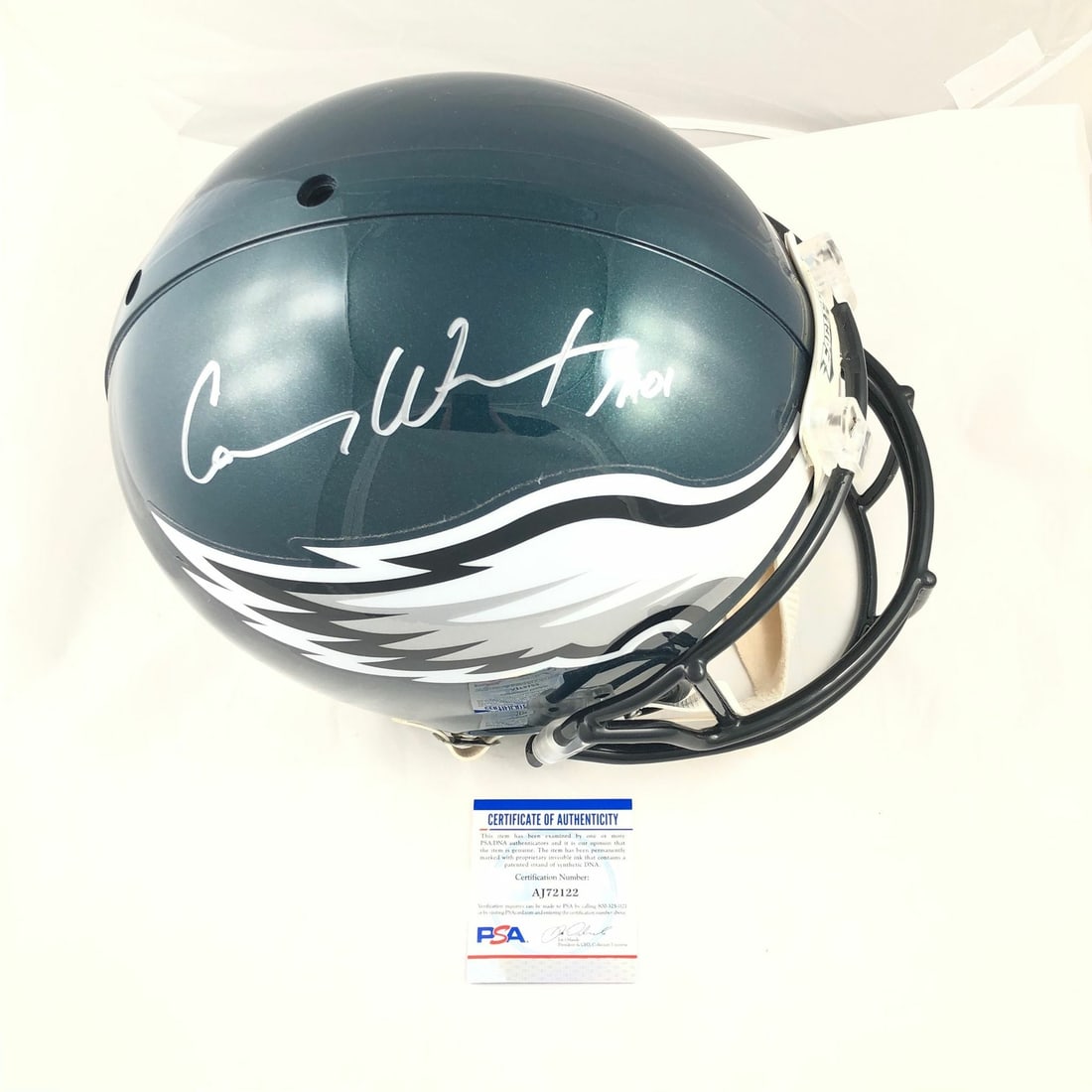 Carson Wentz Autographed Full Size Helmet PSA/DNA Philadelphia Eagles: Carson Wentz Autographed Full Size Helmet PSA/DNA Philadelphia Eagles This is a full-size replica helmet signed by Carson Wentz, the former quarterback of the Philadelphia Eagles. The autograph has be