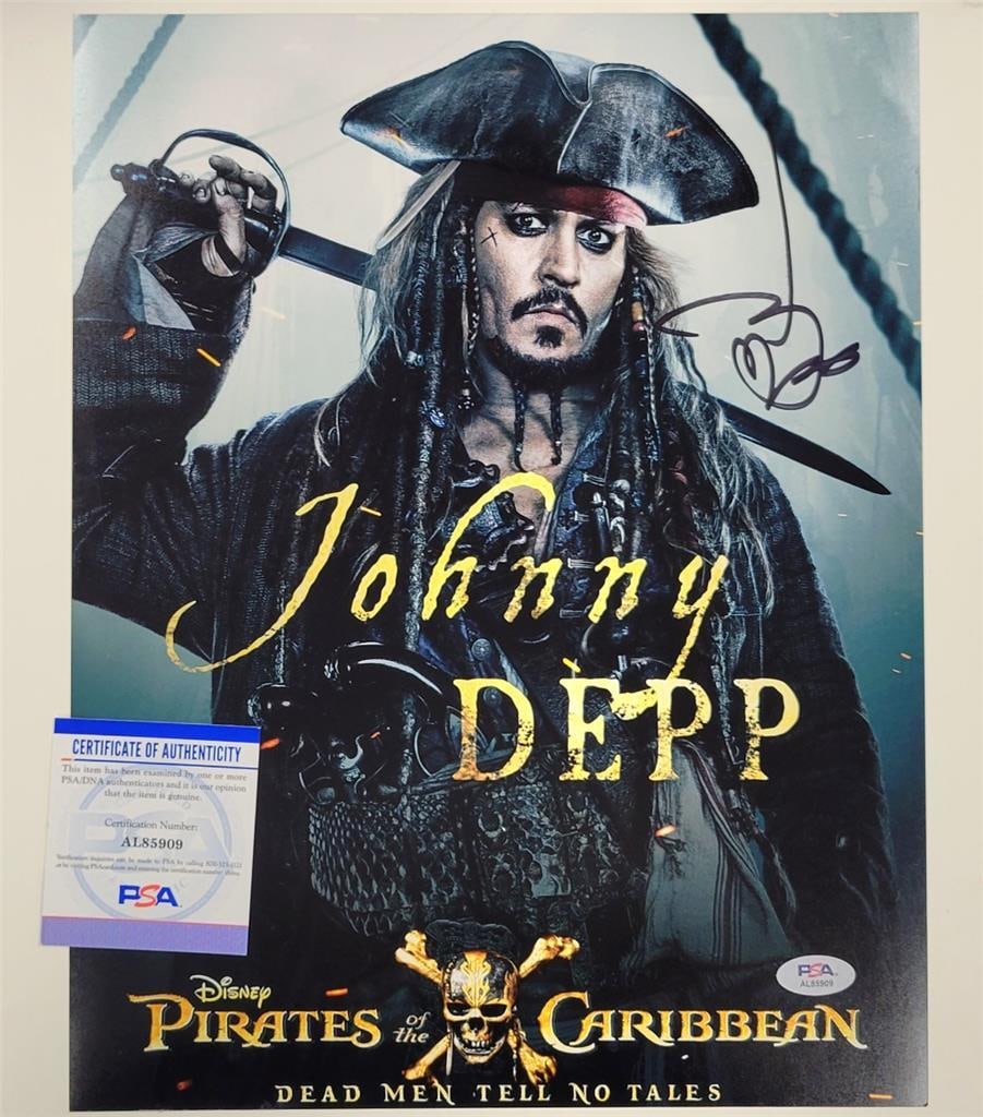Johnny Depp Autographed Pirates of the Caribbean 11x14 Photo PSA (1 of 4)