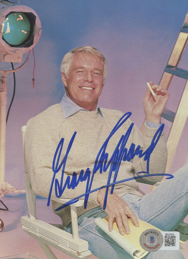 5x7 Photograph Signed by George Peppard BAS Authenticated: 5x7 Photograph Signed by George Peppard BAS Authenticated This is an original 5x7-inch photograph signed by George Peppard from Breakfast at Tiffany's. The autograph is authenticated by Beckett Authen