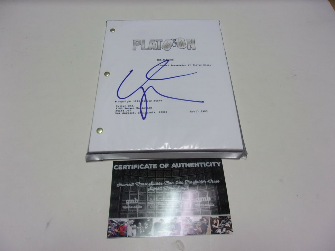 Willem Dafoe Signed Platoon Movie Script with COA (1 of 1)