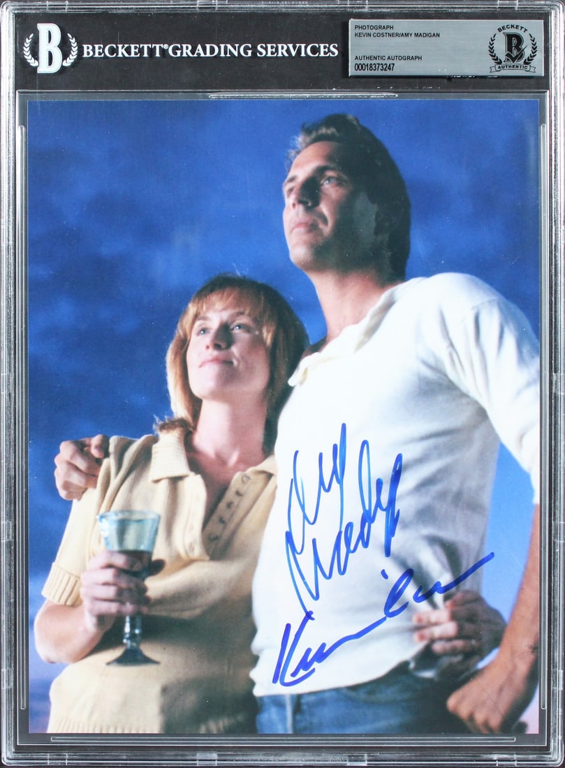 Kevin Costner Amy Madigan Signed 8x10 Photo Field of Dreams Beckett Authenticated (1 of 2)
