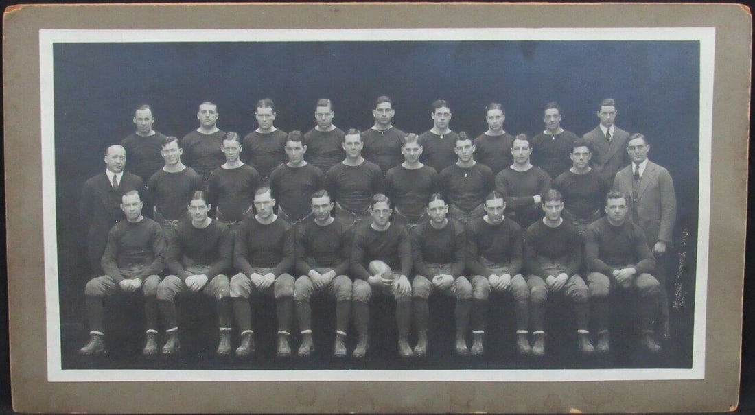 8" x 15" Notre Dame Football Team Photo Featuring Knute Rockne 1925 (1 of 2)