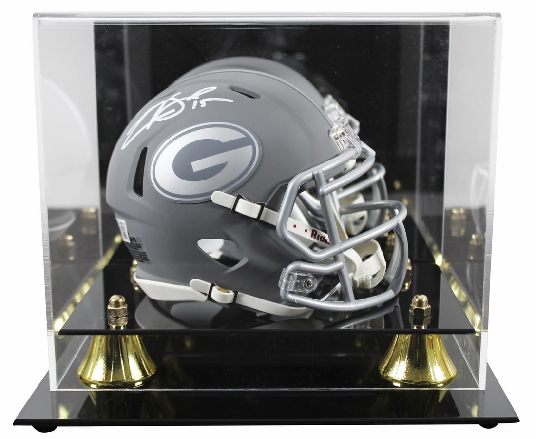 Carson Beck Signed Georgia Bulldogs Slate Mini Helmet with BAS Authentication: Carson Beck Signed Georgia Bulldogs Slate Mini Helmet with BAS Authentication Celebrate your Georgia Bulldogs pride with this authentic signed Slate Speed Mini Helmet, personally autographed by quarte