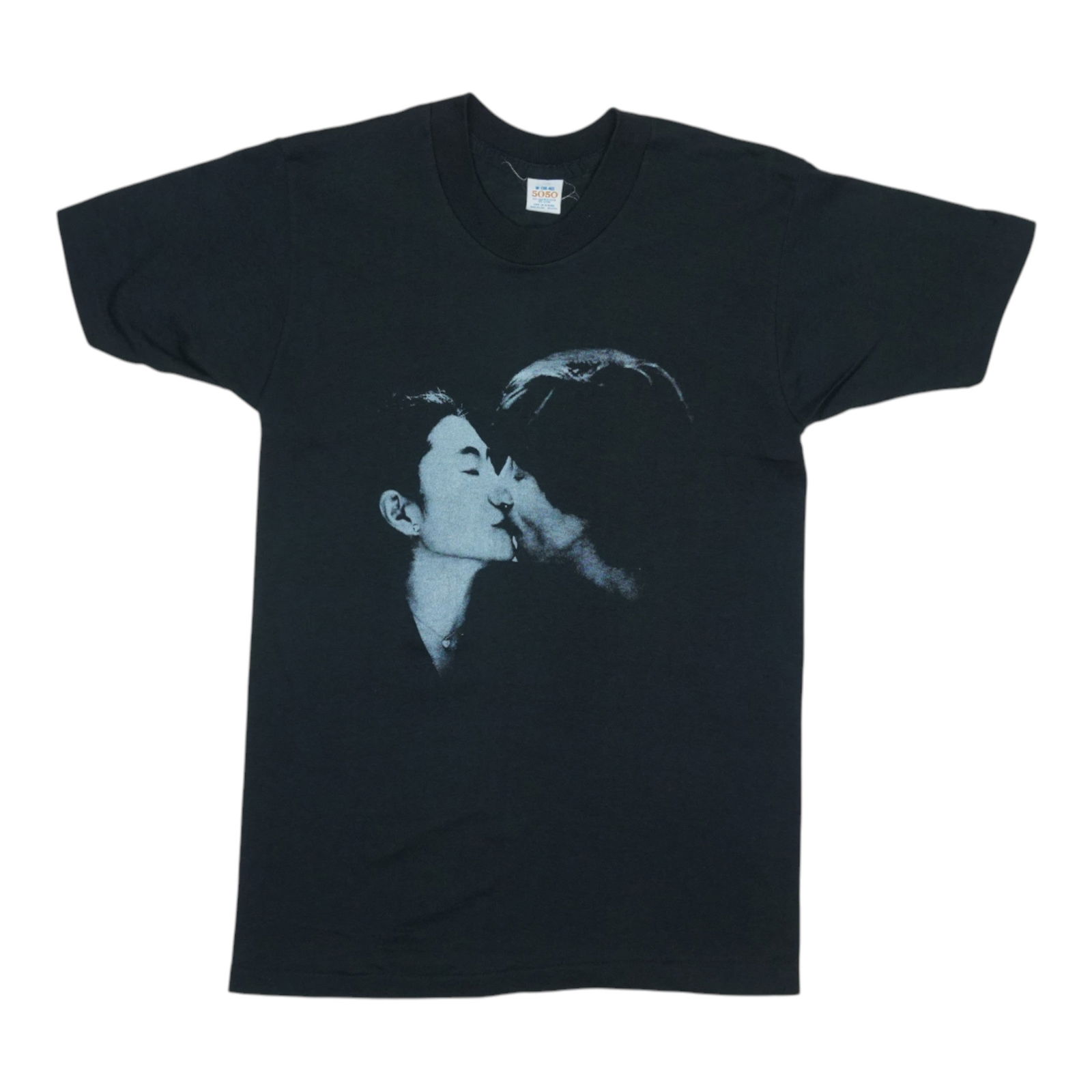 Vintage 1980 Double Fantasy Promo T-Shirt John Lennon Yoko Ono Black Cotton: Vintage 1980 Double Fantasy Promo T-Shirt John Lennon Yoko Ono Black Cotton This is an original vintage 1980 John Lennon and Yoko Ono Double Fantasy promotional shirt, featuring graphics on both the f