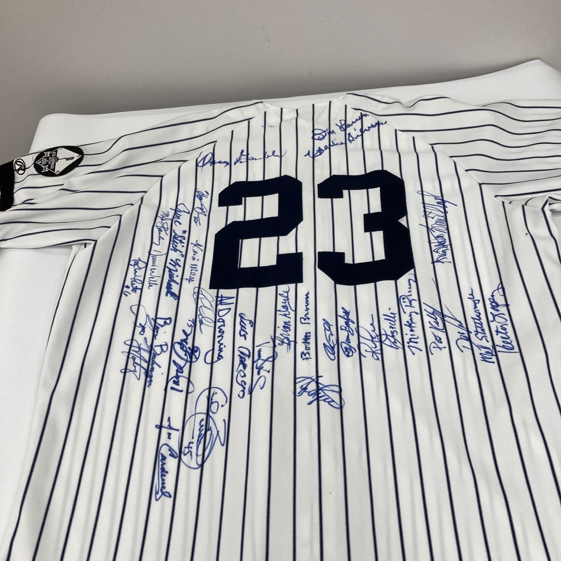 Don Mattingly Signed Game Used 2010 Yankees Jersey with 31 Signatures: Don Mattingly Signed Game Used 2010 Yankees Jersey with 31 Signatures This is a rare Don Mattingly Game Used Signed Jersey from the 2010 Old Timers' Day with the New York Yankees. The jersey is