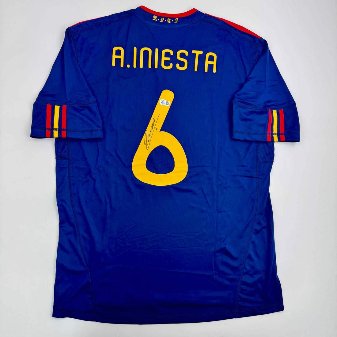 Andres Iniesta Autographed Spain World Cup Jersey Beckett COA (1 of 4)