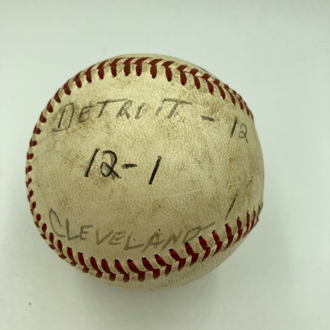 Mickey Lolich Signed Game Used Baseball Win 122 Beckett COA (1 of 8)