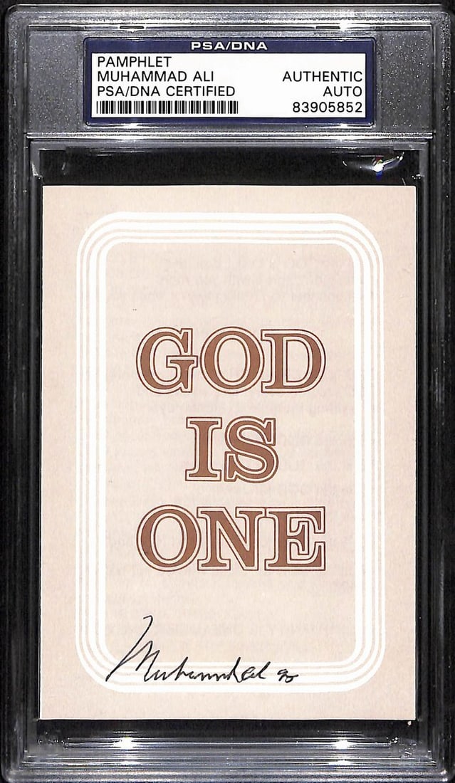 Muhammad Ali Autographed 3.5x5 Islamic Tract PSA/DNA Certified: Muhammad Ali Autographed 3.5x5 Islamic Tract PSA/DNA Certified This is a Muhammad Ali signed/autographed 3.5x5 Islamic tract, a unique collectible for boxing enthusiasts. The item is authenticated by