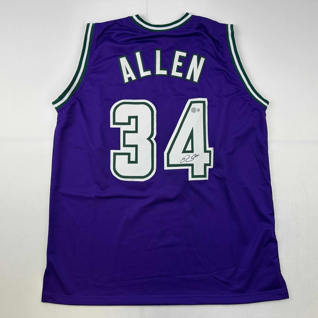 Ray Allen Autographed Milwaukee Bucks Purple Jersey Beckett COA (1 of 4)