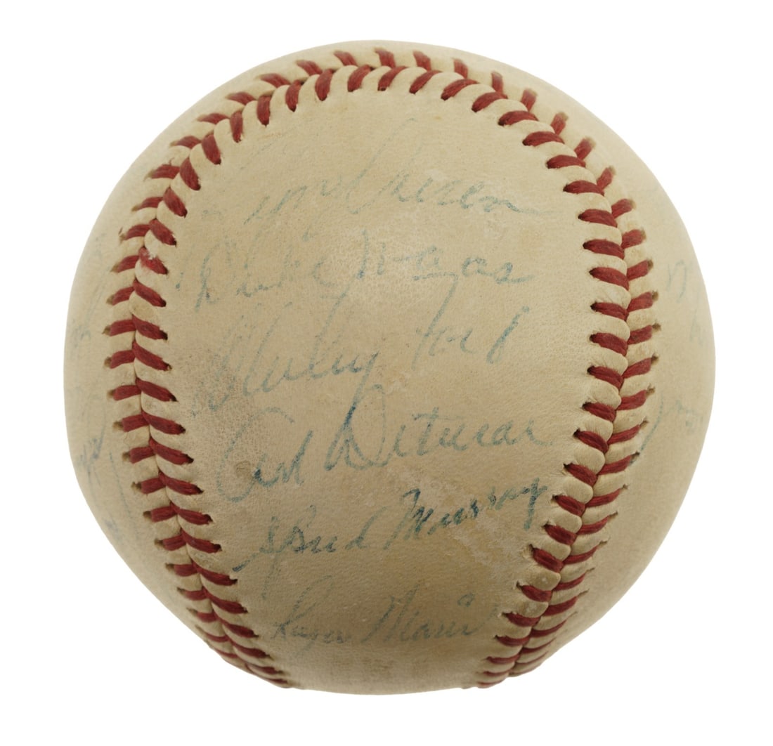 1960 New York Yankees Team Signed Baseball Roger Maris JSA COA (1 of 8)