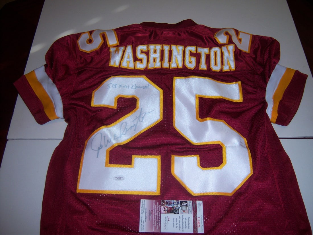 Joe Washington Signed Super Bowl XVII Jersey JSA COA Washington Redskins: Joe Washington Signed Super Bowl XVII Jersey JSA COA Washington Redskins Celebrate the legacy of Joe Washington with this signed Washington Redskins jersey, commemorating their Super Bowl XVII victory