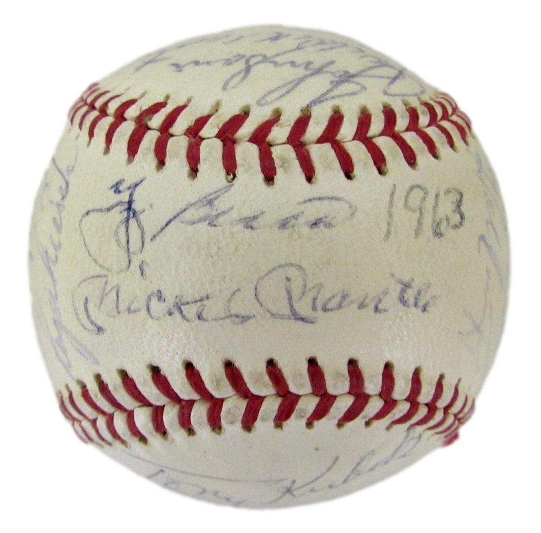 1963 NY Yankees Team Signed Baseball 29 Signatures Mantle Beckett Authenticated (1 of 7)