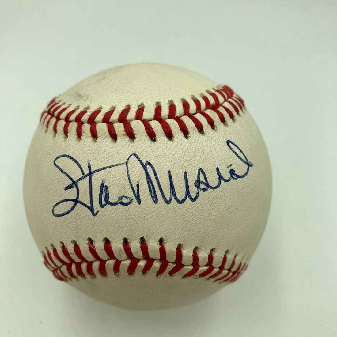 Mint Stan Musial Signed Baseball with PSA DNA COA (1 of 3)