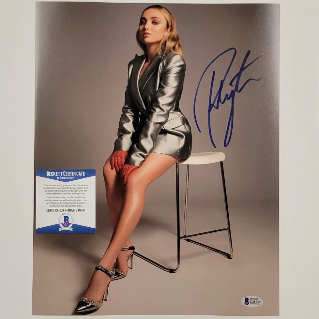 11x14 Peyton List Autographed Photo Beckett BAS Certified: 11x14 Peyton List Autographed Photo Beckett BAS Certified This is an original 11x14 photograph signed by actress Peyton List. The autograph is authenticated by Beckett and the item is pre-owned. Origi