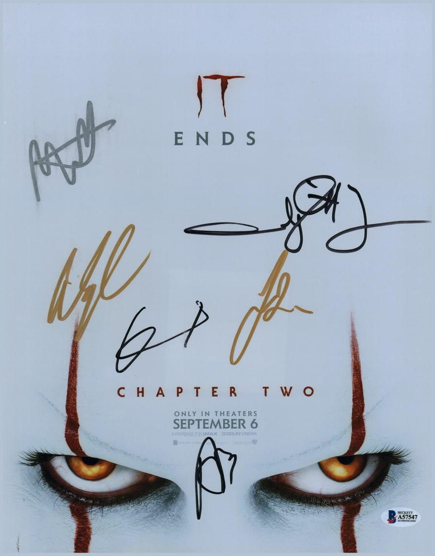 IT Chapter Two Signed 11x14 Photo with 5 Signatures Beckett Certified: IT Chapter Two Signed 11x14 Photo with 5 Signatures Beckett Certified Capture a piece of cinematic history with this stunning autographed photograph from IT Chapter Two. This 11x14 photo features the