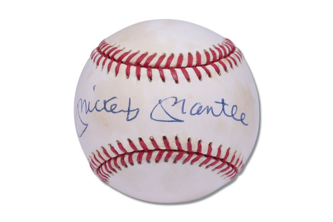 Mickey Mantle Signed Baseball with Beckett MINT 9 Authentication (1 of 7)