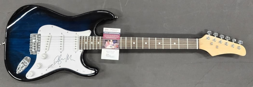 Glen Matlock Signed Electric Guitar Sex Pistols JSA Authenticated: Glen Matlock Signed Electric Guitar Sex Pistols JSA Authenticated This is an authentic electric guitar autographed by Glen Matlock, the legendary bassist of the Sex Pistols. The signature has been ver