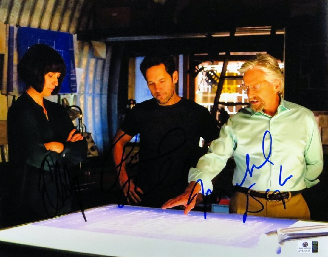 Paul Rudd Michael Douglas Evangeline Lilly Signed 11x14 Ant-Man Photo GAI Authenticated (1 of 2)