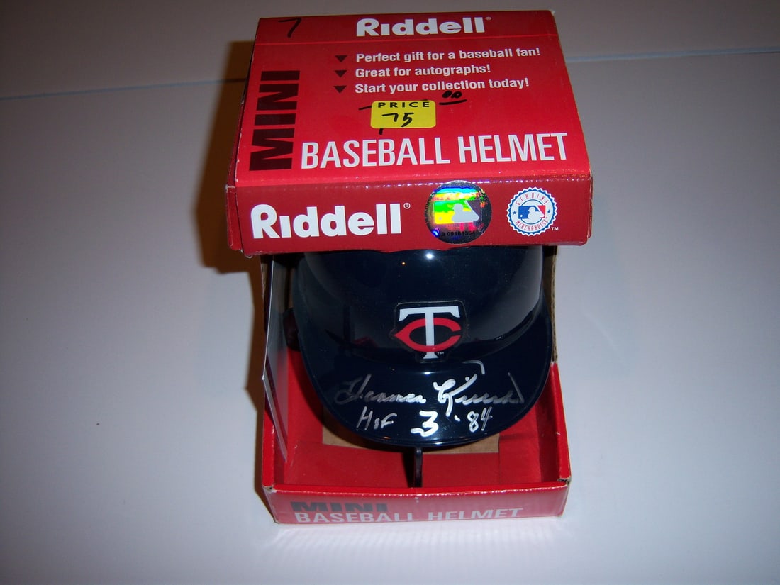 Harmon Killebrew Signed Mini Helmet with JSA COA: Harmon Killebrew Signed Mini Helmet with JSA COA This is an original mini helmet signed by Harmon Killebrew, a legendary figure in Major League Baseball (MLB) associated with the Minnesota Twins. The
