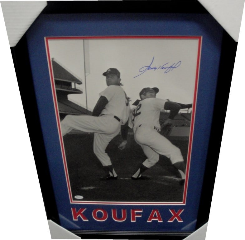 Sandy Koufax Signed 16x20 Photo Custom Framed JSA Authenticated: Sandy Koufax Signed 16x20 Photo Custom Framed JSA Authenticated This stunning 16x20 photo of Sandy Koufax, a legendary pitcher for the Los Angeles Dodgers, is a remarkable collectible. The photo is ha