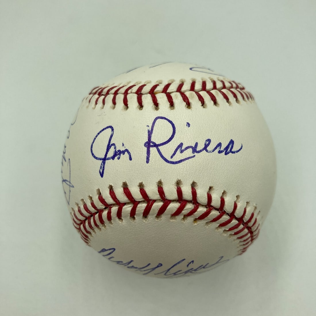 1959 Chicago White Sox Team Signed Baseball with Beckett COA (1 of 8)