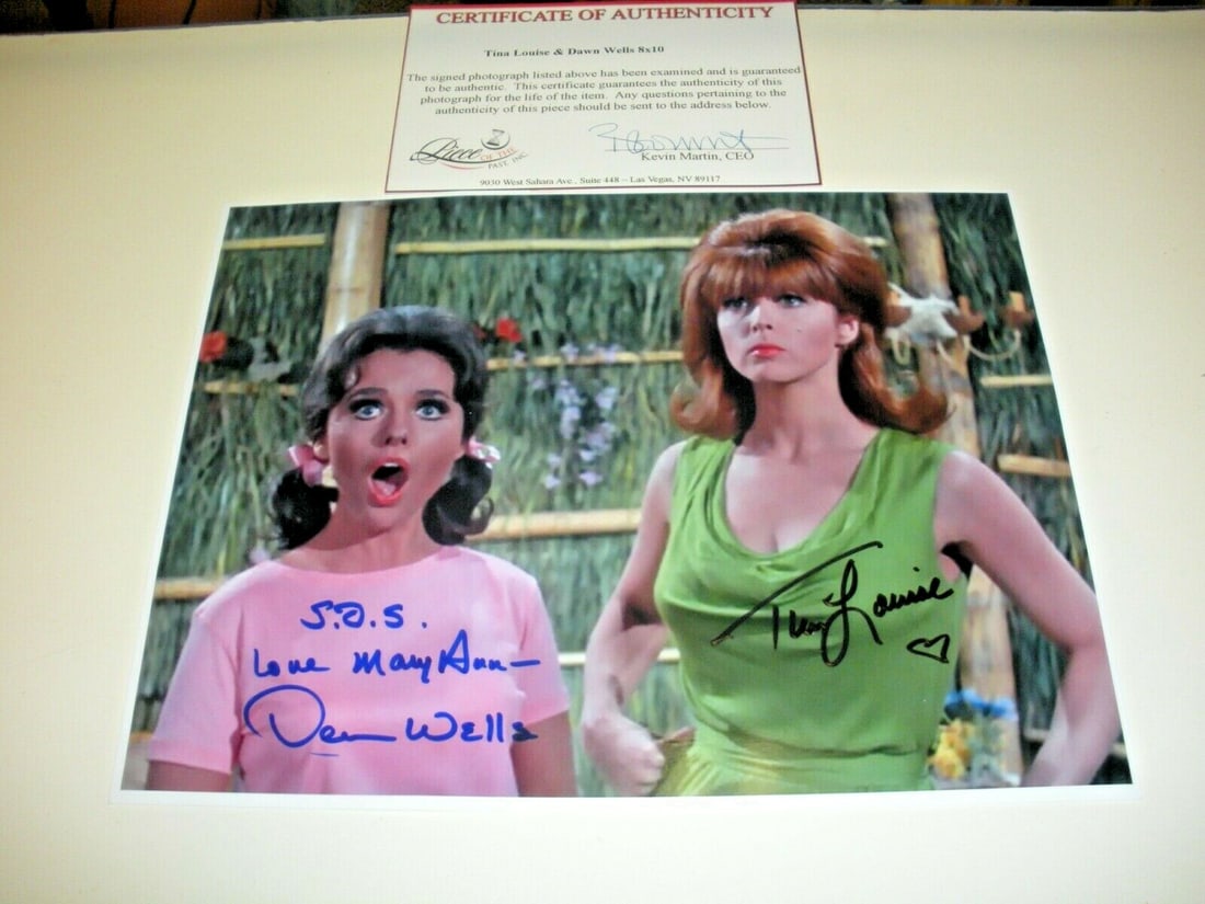 Dawn Wells Tina Louise Signed 8x10 Gilligan's Island Photo COA: Dawn Wells Tina Louise Signed 8x10 Gilligan's Island Photo COA This is an original 8x10 photograph signed by Dawn Wells and Tina Louise, featuring the iconic duo from the classic television series "Gi
