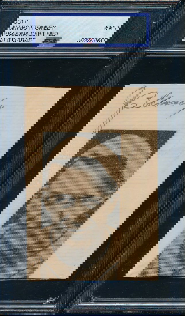 PSA DNA Authenticated Jim Bottomley Signed Cut Card with St Louis Cardinals Photo (1 of 2)