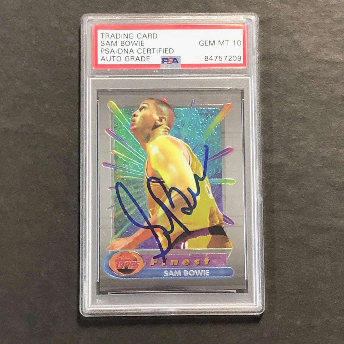 1994-95 Topps Finest #76 Sam Bowie Signed Card PSA Authenticated Lakers: 1994-95 Topps Finest #76 Sam Bowie Signed Card PSA Authenticated Lakers This 1994-95 Topps Finest #76 card features the signature of Sam Bowie, a notable player in basketball history. The autograph ha