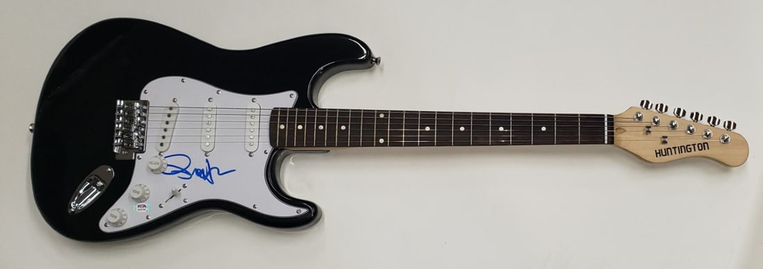 Glenn Hughes Autographed Electric Guitar Deep Purple PSA/DNA Authentic (1 of 4)