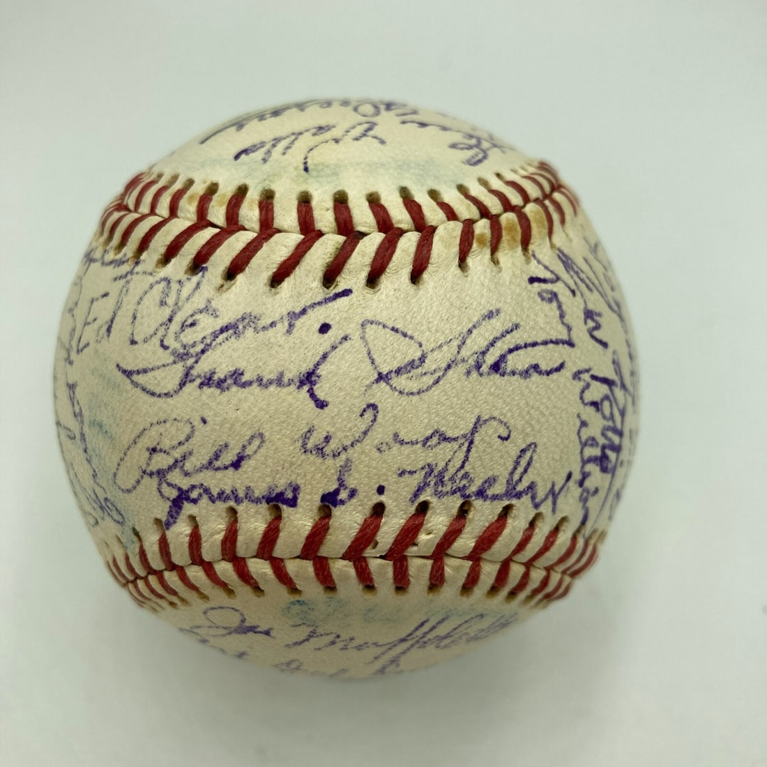 1950 Kansas City Blues Signed Baseball with Whitey Ford JSA COA: 1950 Kansas City Blues Signed Baseball with Whitey Ford JSA COA This is an original baseball signed by over 30 members of the 1950 Kansas City Blues Minor League team, including notable players such a