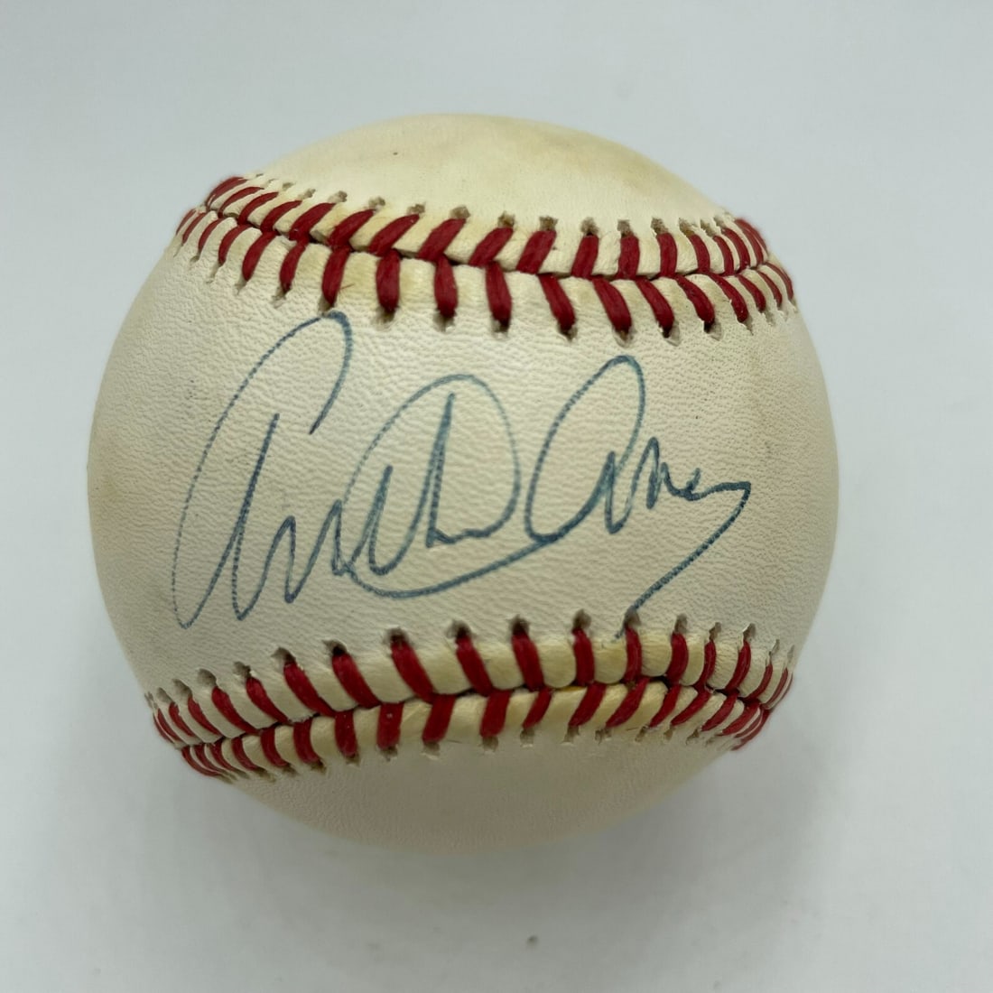 Arthur Ashe Signed National League Baseball JSA Authenticated Tennis Legend: Arthur Ashe Signed National League Baseball JSA Authenticated Tennis Legend Celebrate the legacy of tennis legend Arthur Ashe with this single signed National League baseball. This unique collector's