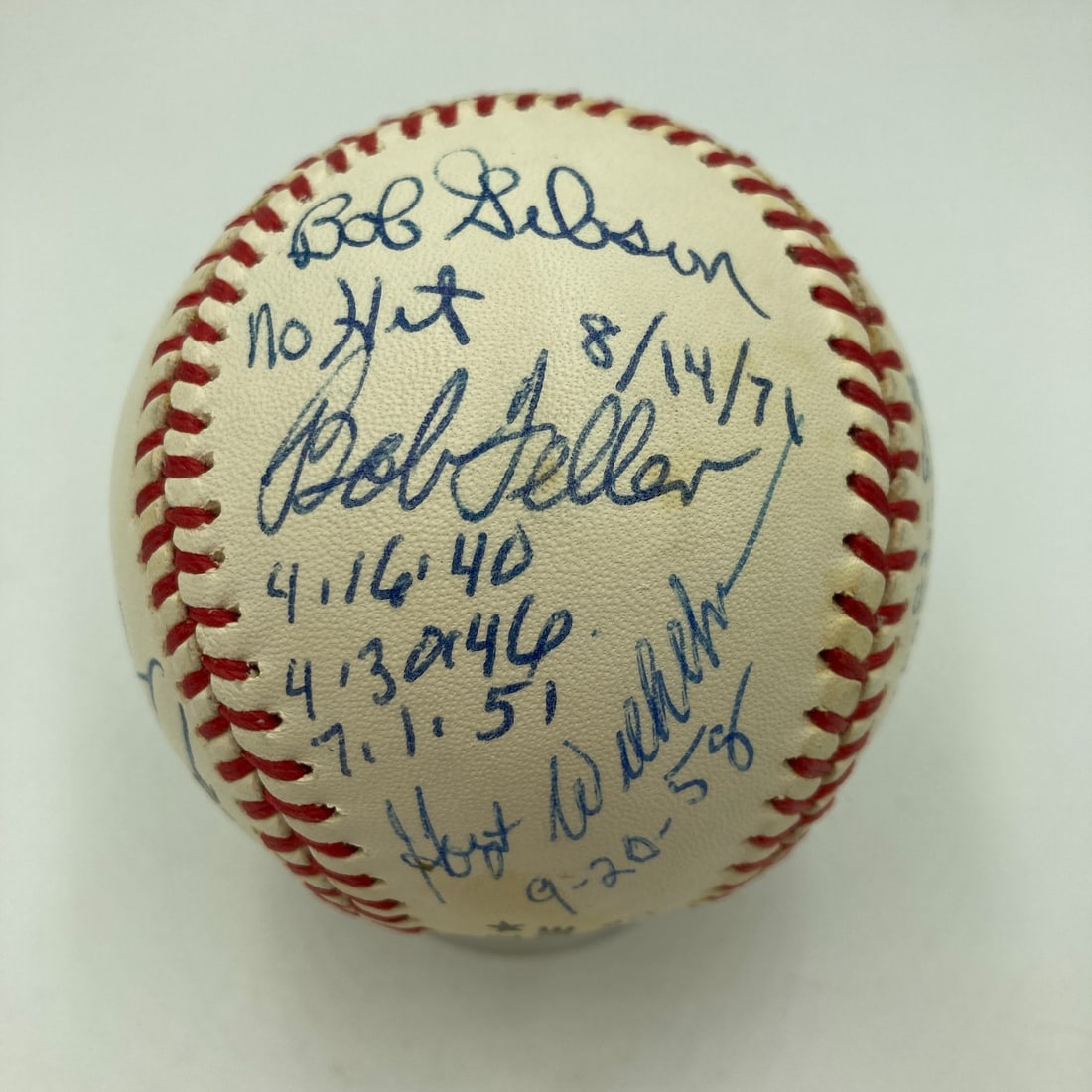 Multi Signed No Hitter Pitchers Baseball with 12 Signatures JSA Authenticated: Multi Signed No Hitter Pitchers Baseball with 12 Signatures JSA Authenticated This is a stunning multi-signed baseball commemorating no-hitter pitchers, featuring a total of 12 signatures from legenda
