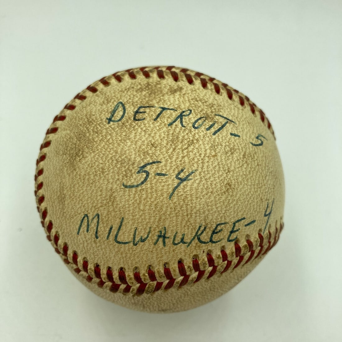 Mickey Lolich Signed Game Used Baseball Career Win 108 Beckett COA (1 of 8)