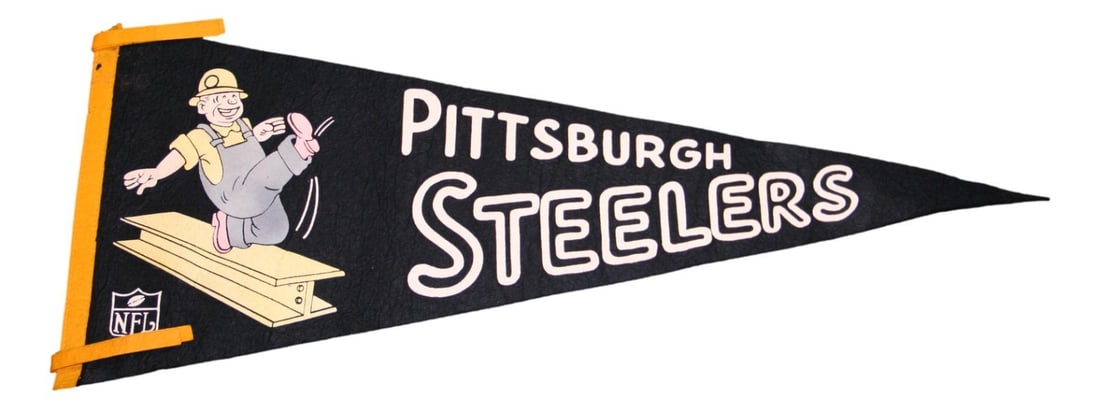1960 Pittsburgh Steelers Football 29 Inch Vintage Pennant: 1960 Pittsburgh Steelers Football 29 Inch Vintage Pennant This is an original vintage Pittsburgh Steelers pennant from the 1960s, officially licensed by the NFL. Measuring 29 inches in length, it feat