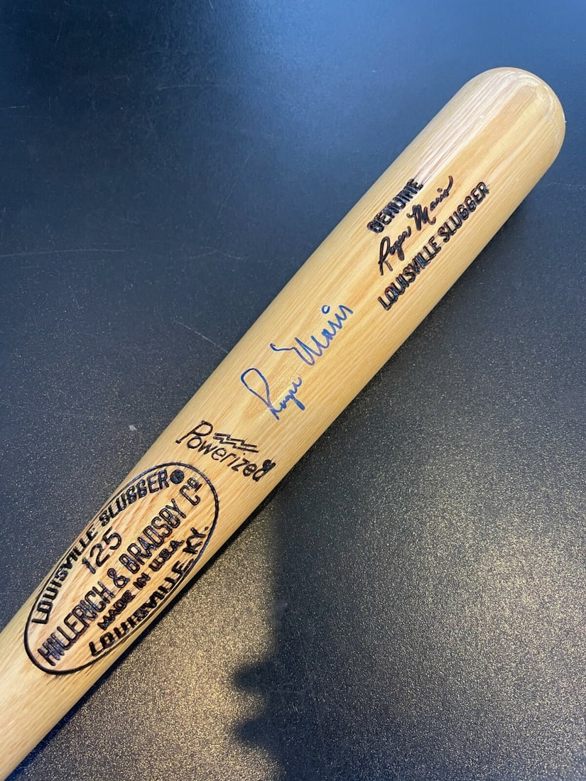 Roger Maris Signed Game Model Baseball Bat Beckett Gem Mint 10 Yankees (1 of 9)