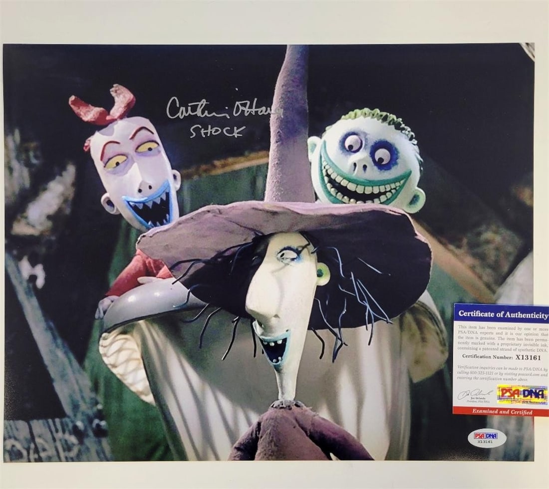 Catherine O'Hara Signed Nightmare Before Christmas 11x14 Photo PSA: Catherine O'Hara Signed Nightmare Before Christmas 11x14 Photo PSA This is an original 11x14 photograph from the iconic Disney film "The Nightmare Before Christmas," featuring the signature of actress