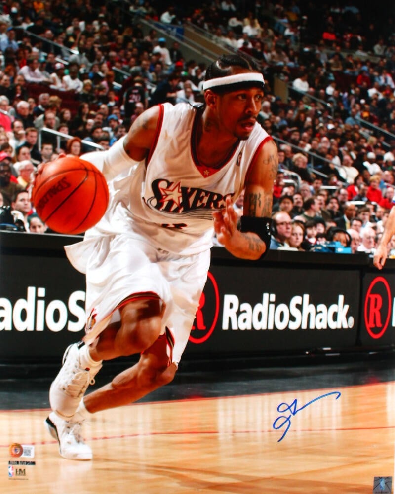 Allen Iverson Signed Philadelphia 76ers 16x20 Photo Beckett Authenticated: Allen Iverson Signed Philadelphia 76ers 16x20 Photo Beckett Authenticated This is an original autographed photo of Allen Iverson, showcasing his iconic drive while playing for the Philadelphia 76ers.