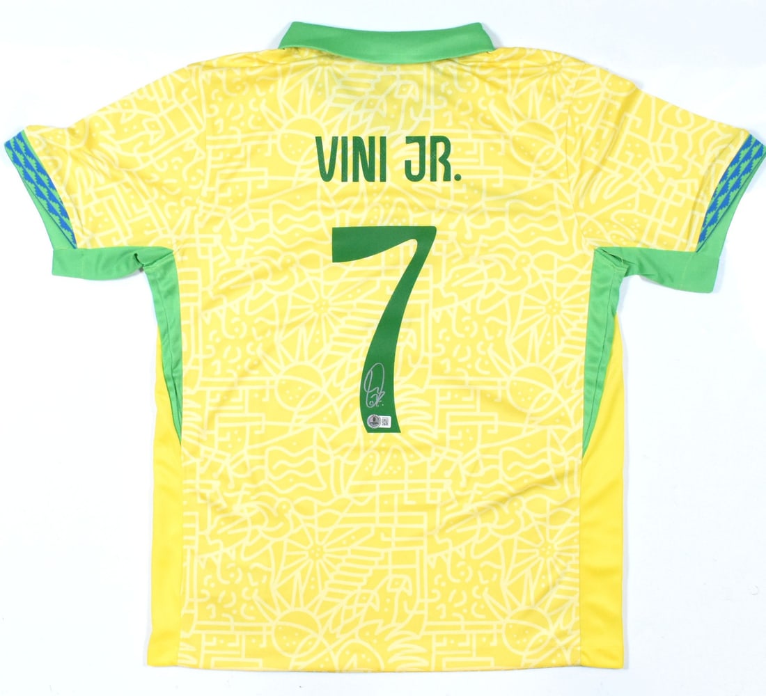 Vini Jr. Signed Brazil FC Home Jersey #7 with Beckett Hologram (1 of 3)