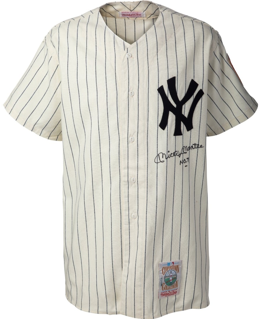 Mickey Mantle Signed New York Yankees Jersey No. 7 UDA JSA MINT 9 (1 of 14)