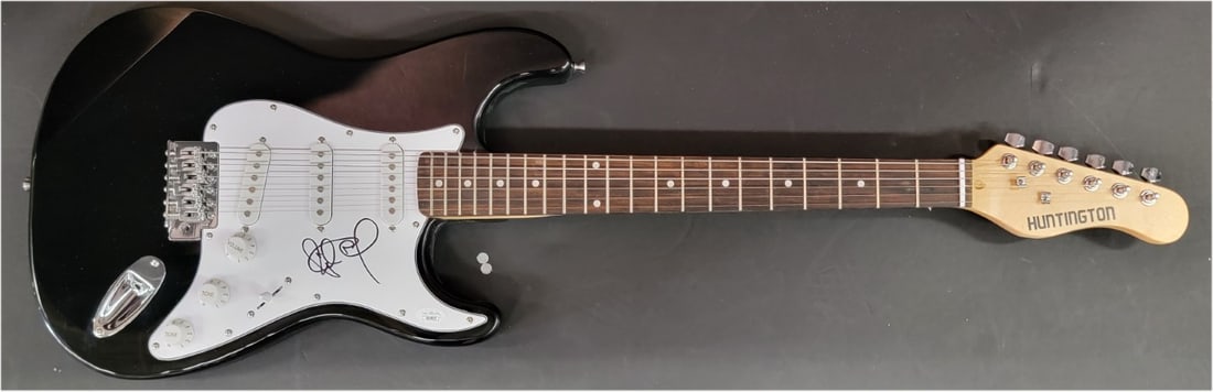 Richard Marx Autographed Guitar JSA Authenticated Rock Memorabilia (1 of 4)