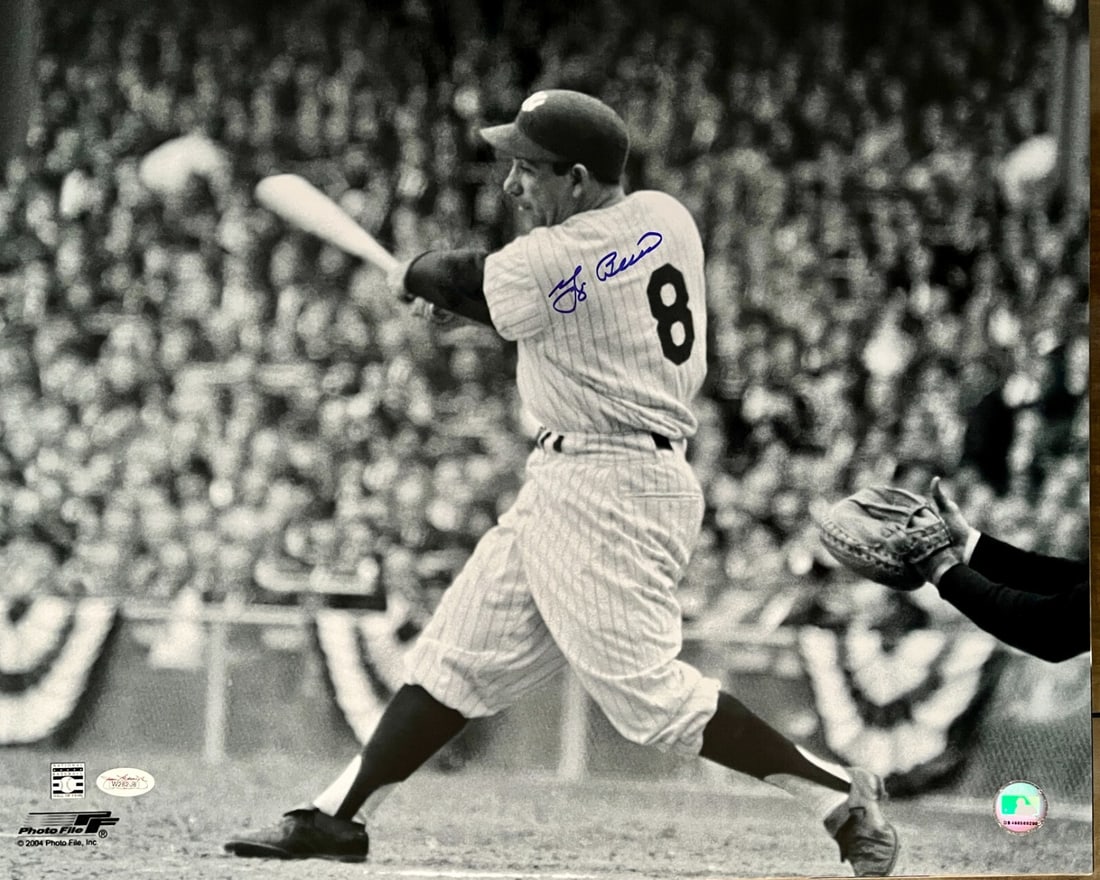 Yogi Berra Signed 16x20 Photo New York Yankees JSA Authenticated (1 of 2)