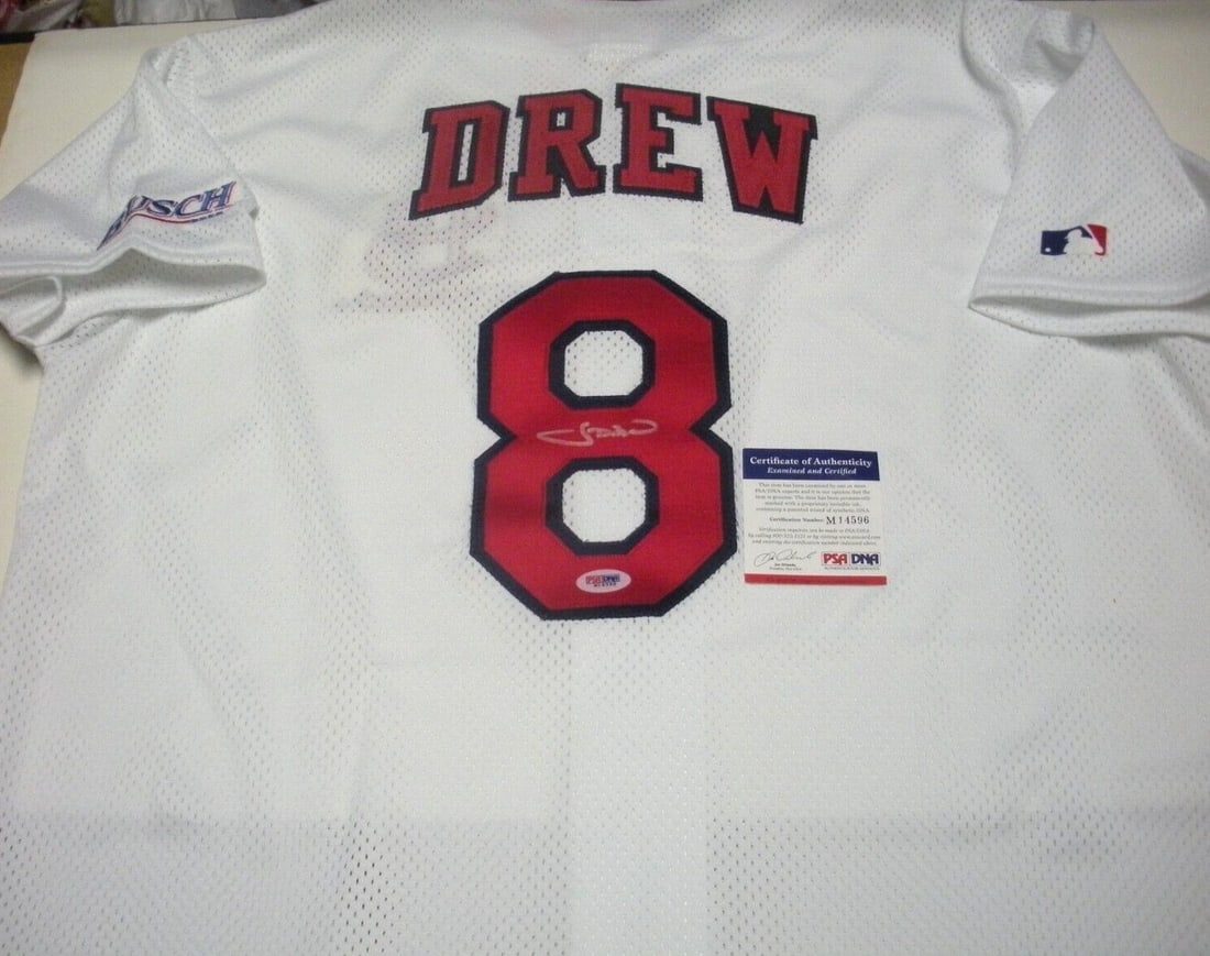JD Drew Signed St. Louis Cardinals Majestic Jersey PSA/DNA Certified: JD Drew Signed St. Louis Cardinals Majestic Jersey PSA/DNA Certified This officially licensed Majestic jersey features the signature of JD Drew, a former player for the St. Louis Cardinals. The jersey