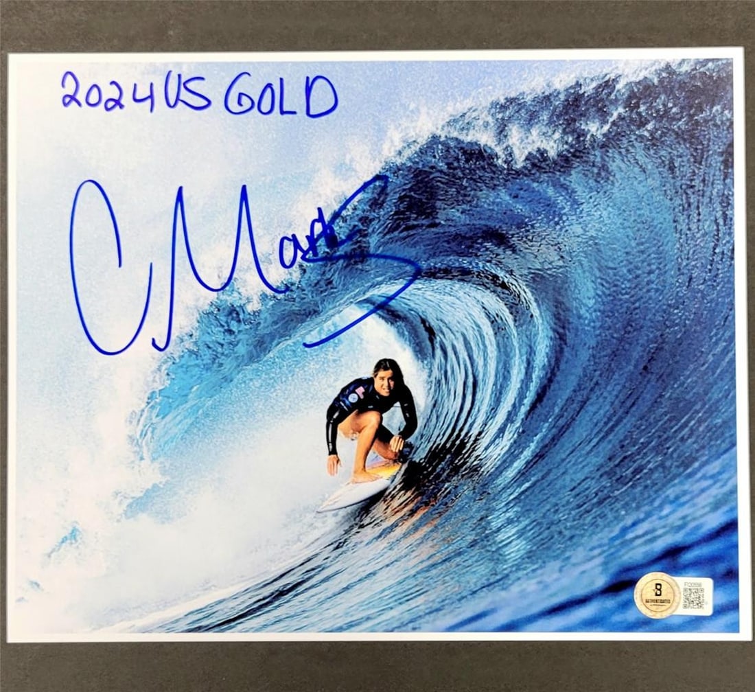 Caroline Marks Signed 8x10 Photo USA Surfer Beckett Authenticated: Caroline Marks Signed 8x10 Photo USA Surfer Beckett Authenticated This is an original 8x10 photo of Caroline Marks, an Olympic surfer representing the USA, featuring her signature. The autograph is au