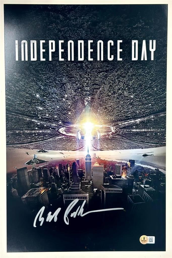11x17 Independence Day Photo Signed by Bill Pullman Beckett Authenticated: 11x17 Independence Day Photo Signed by Bill Pullman Beckett Authenticated This is an original 11x17 photograph poster from the film Independence Day, personally signed by Bill Pullman. The autograph h