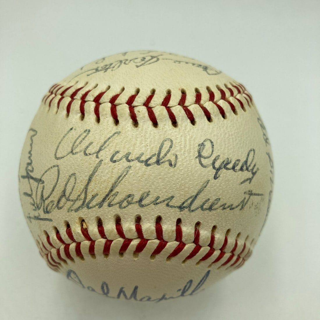 1967 St. Louis Cardinals Team Signed Baseball Beckett LOA 23 Signatures (1 of 11)